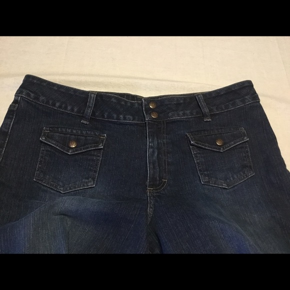 VF JEANSWEAR Junior Jeans Sz 13 - Picture 3 of 6
